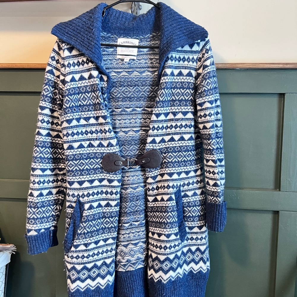 CAMBRIDGE DRY GOODS Fair Isle Clasp Front Lambs Wool Cardigan sz.M